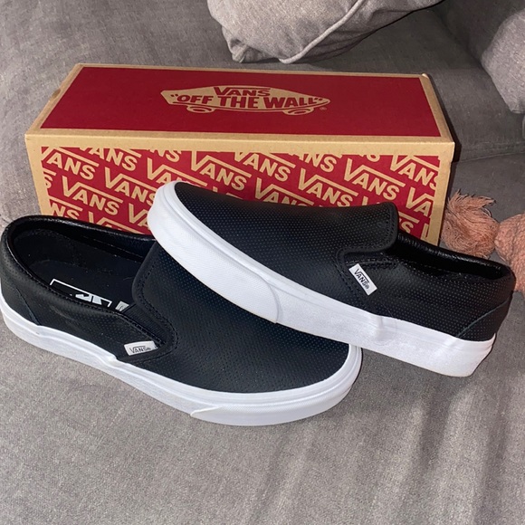 Vans Shoes - NEW Classic Slip-O Black